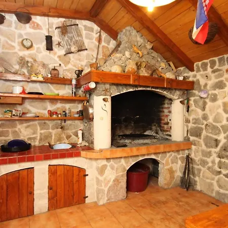 Apartment 834a Kali